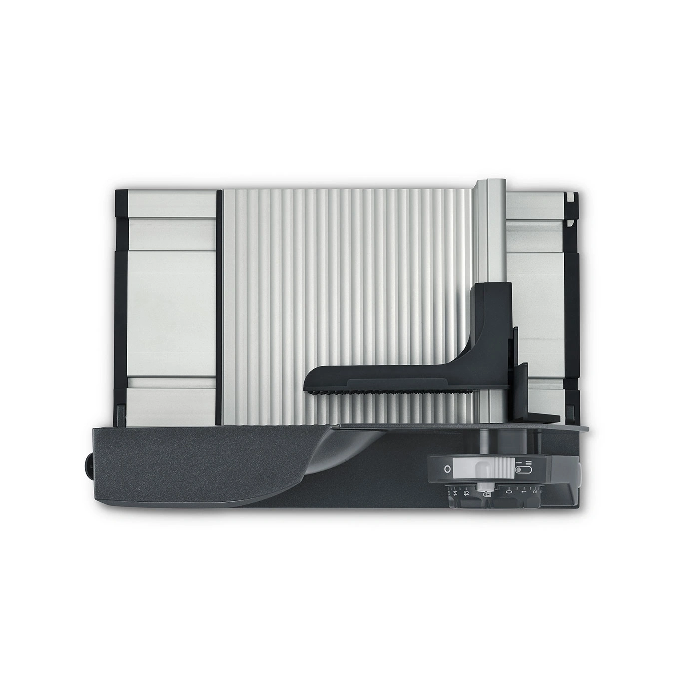 Graue Schneidemaschine mit schwarzem Griff und silbernen Details auf weißem Hintergrund.