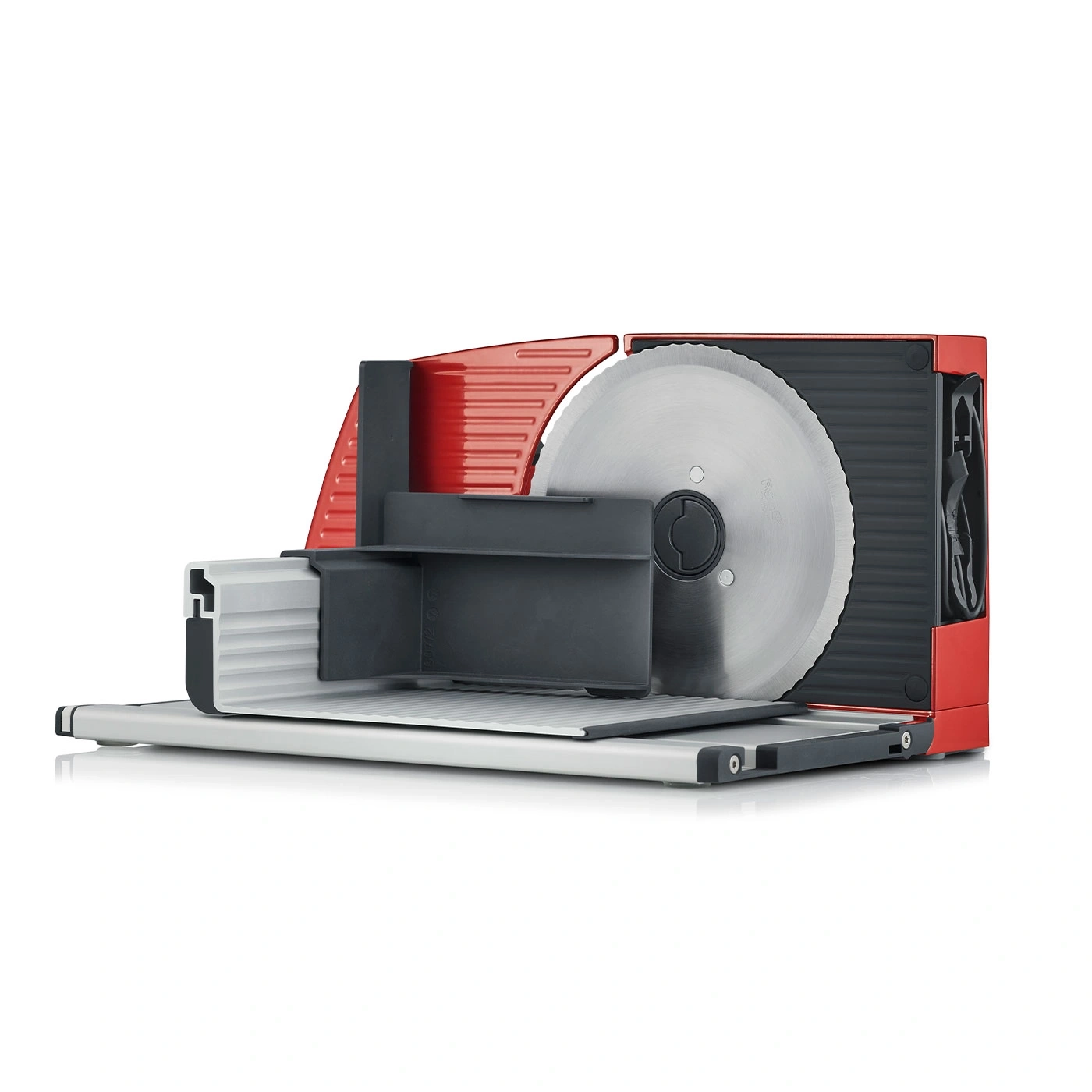 Rote elektrische Aufschnittmaschine mit großem, silbernem Kreismesser und schwarzem Gehäuse.