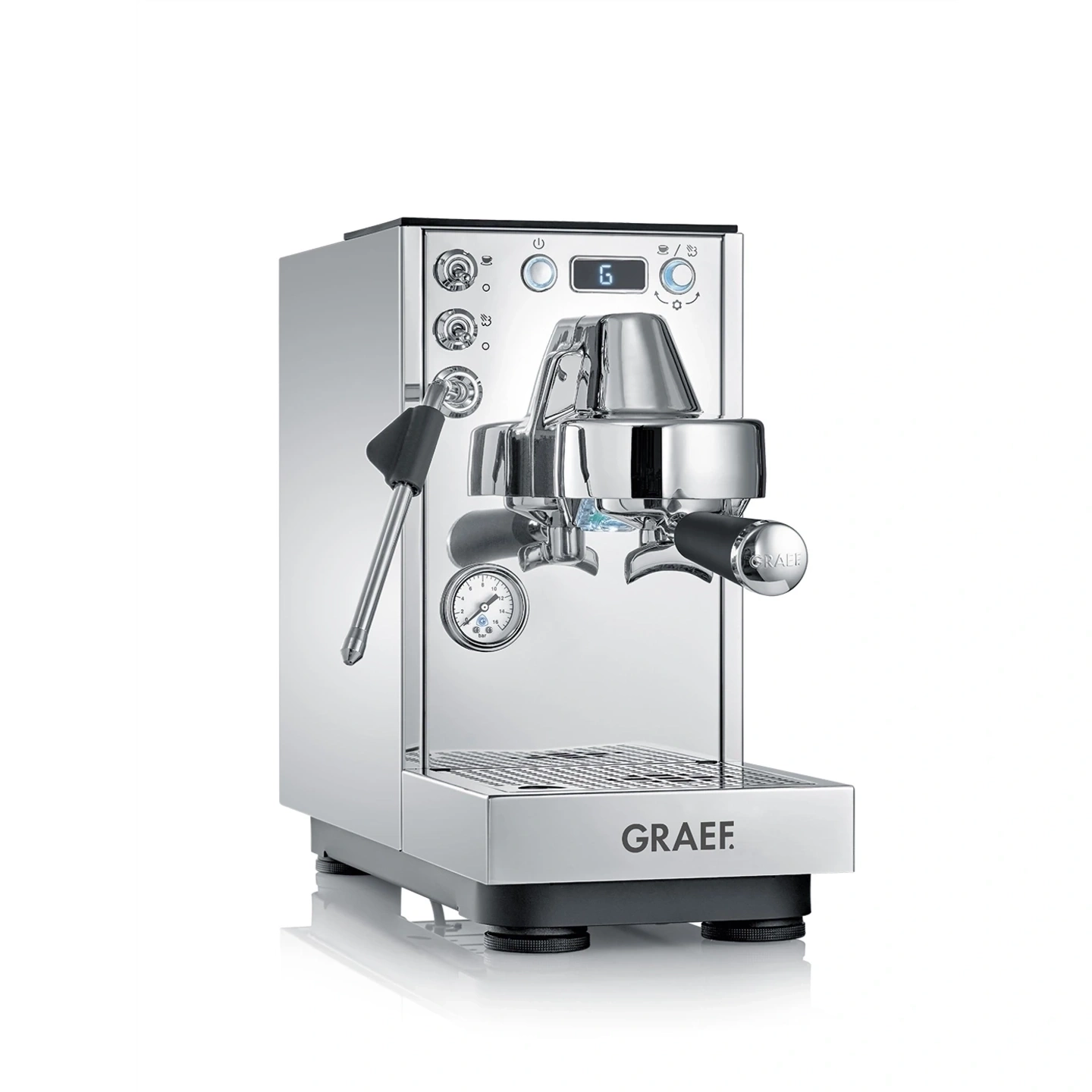 Eine glänzende Chrom-Espressomaschine mit Manometer und Dampflanze.