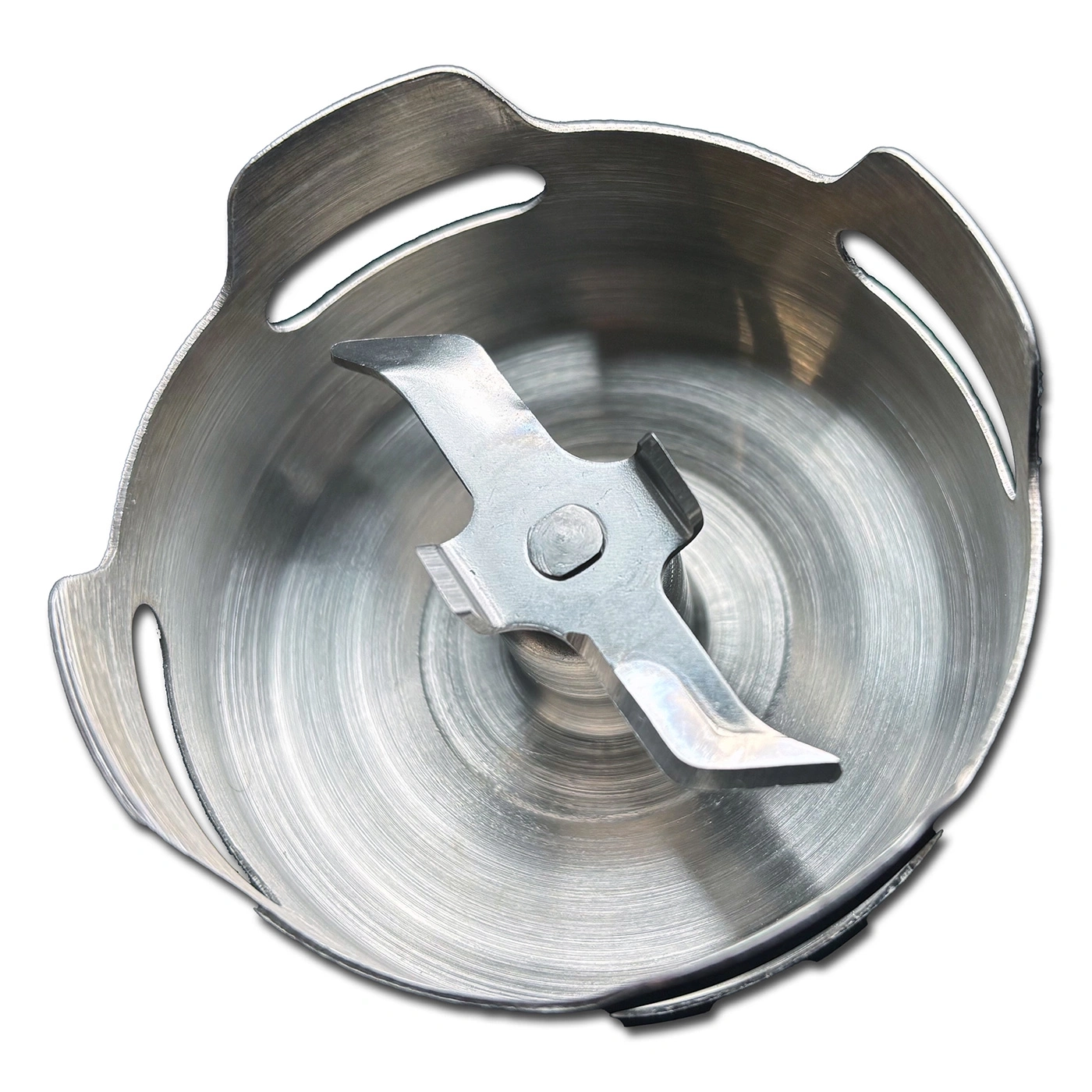 Nahaufnahme eines Edelstahl-Mixer-Blatt-Aufsatzes mit scharfen Klingen