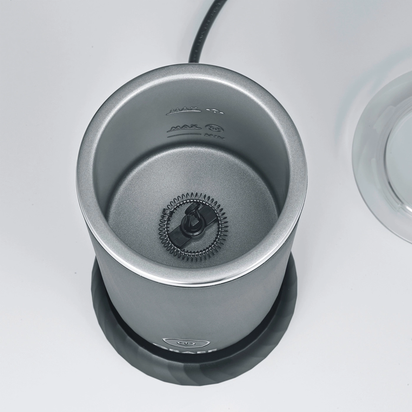 Mousseur à lait MS402 Une mousse de lait fine et crémeuse